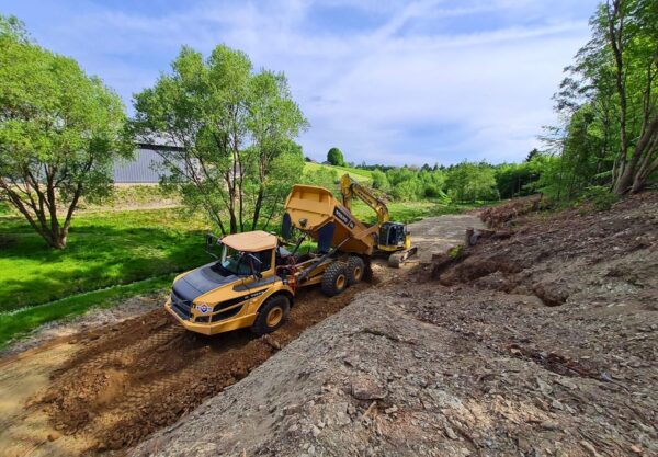 506115657_1287476573381633_1978705311747752794